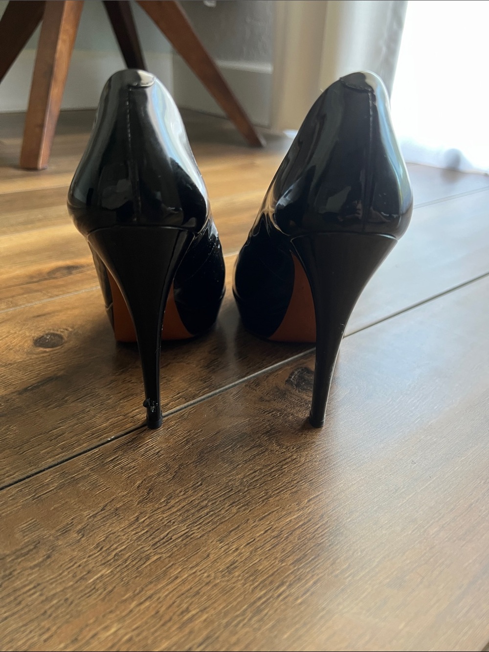 Gucci Black Patent Leather Platform Stiletto Pumps - Picture 2 of 10